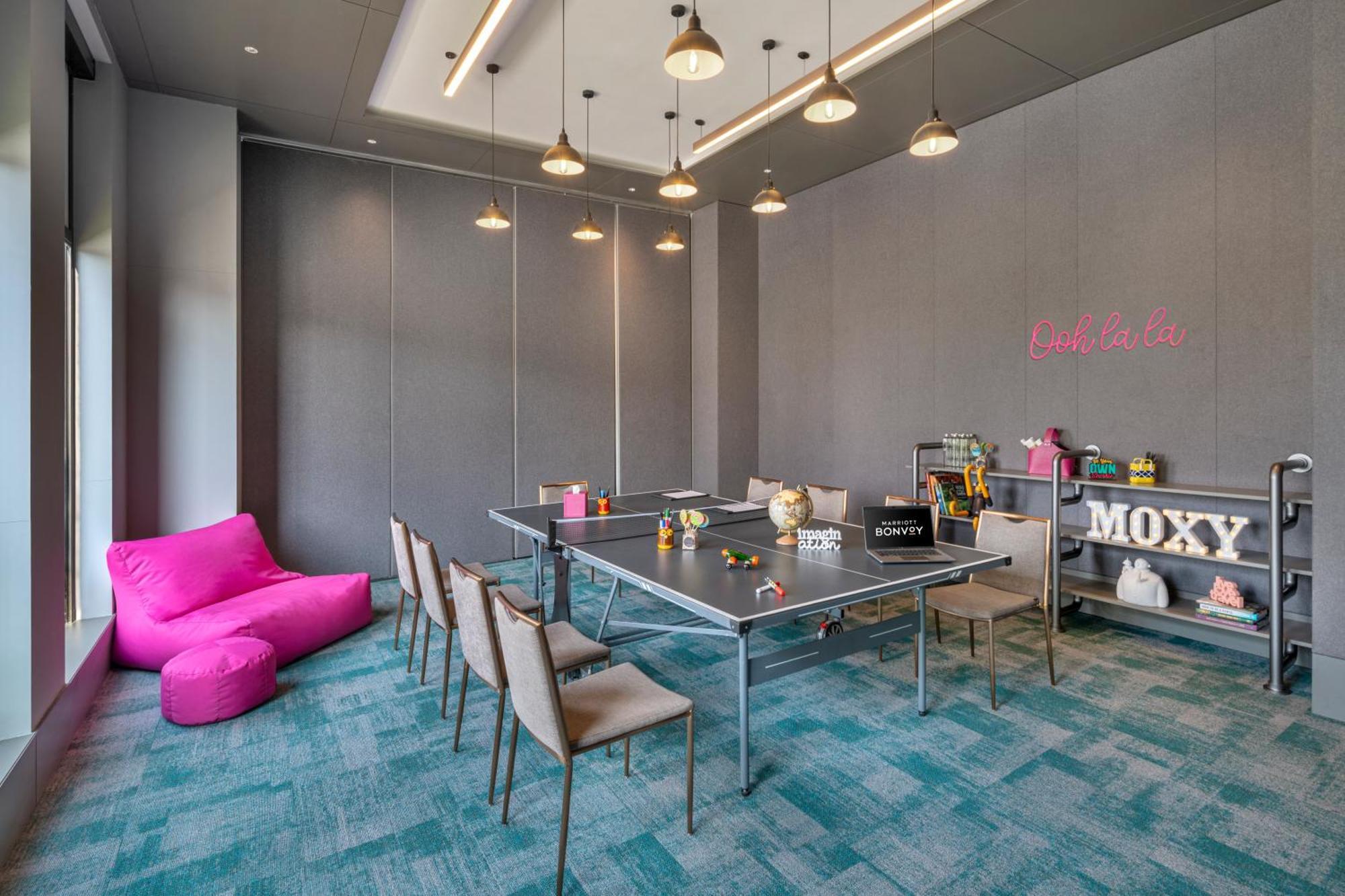 Moxy Bengaluru Airport Prestige Tech Cloud Hotel Devanahalli Luaran gambar