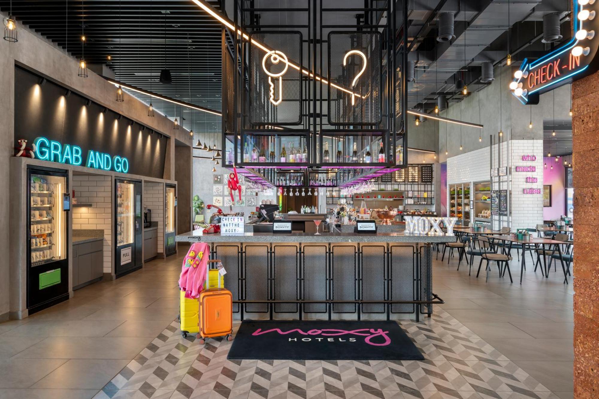 Moxy Bengaluru Airport Prestige Tech Cloud Hotel Devanahalli Luaran gambar